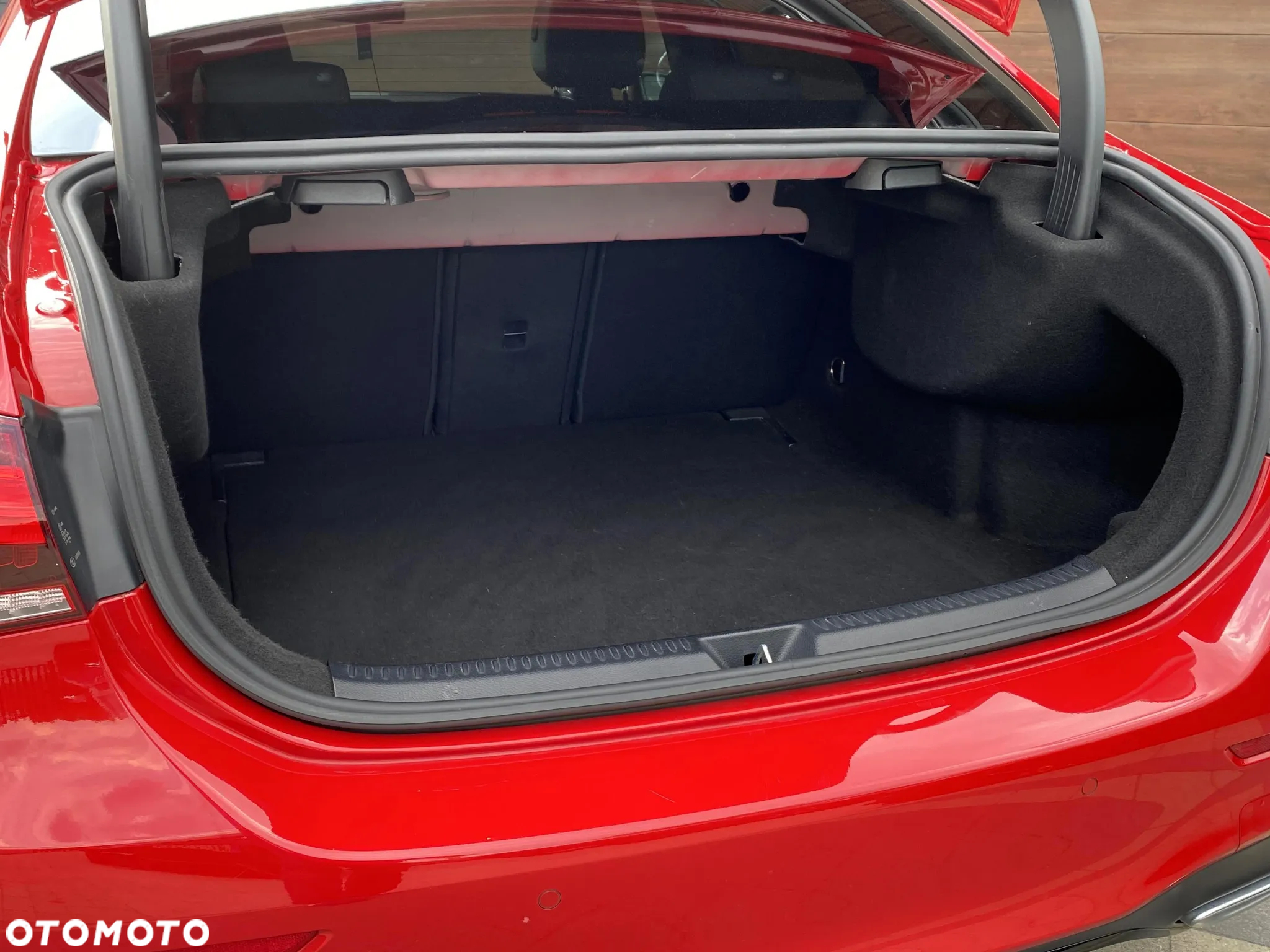 Mercedes-Benz Klasa A 200 AMG Line 7G-DCT - 37