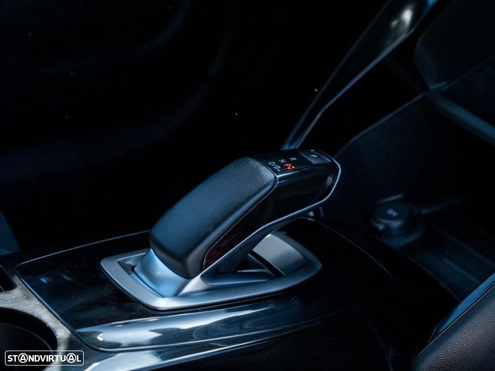 Peugeot e-2008 50 kWh Active - 19