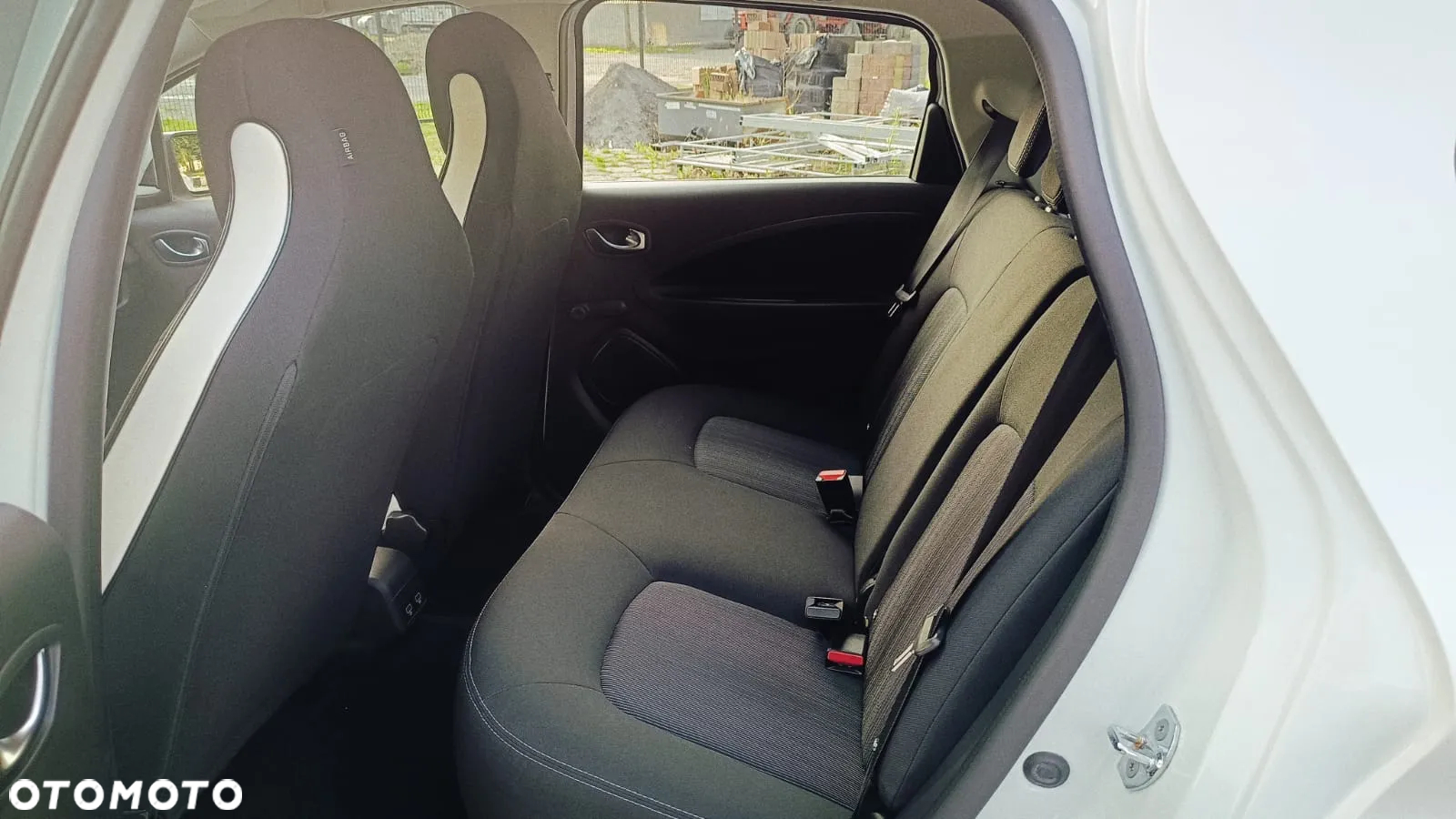 Renault Zoe - 12
