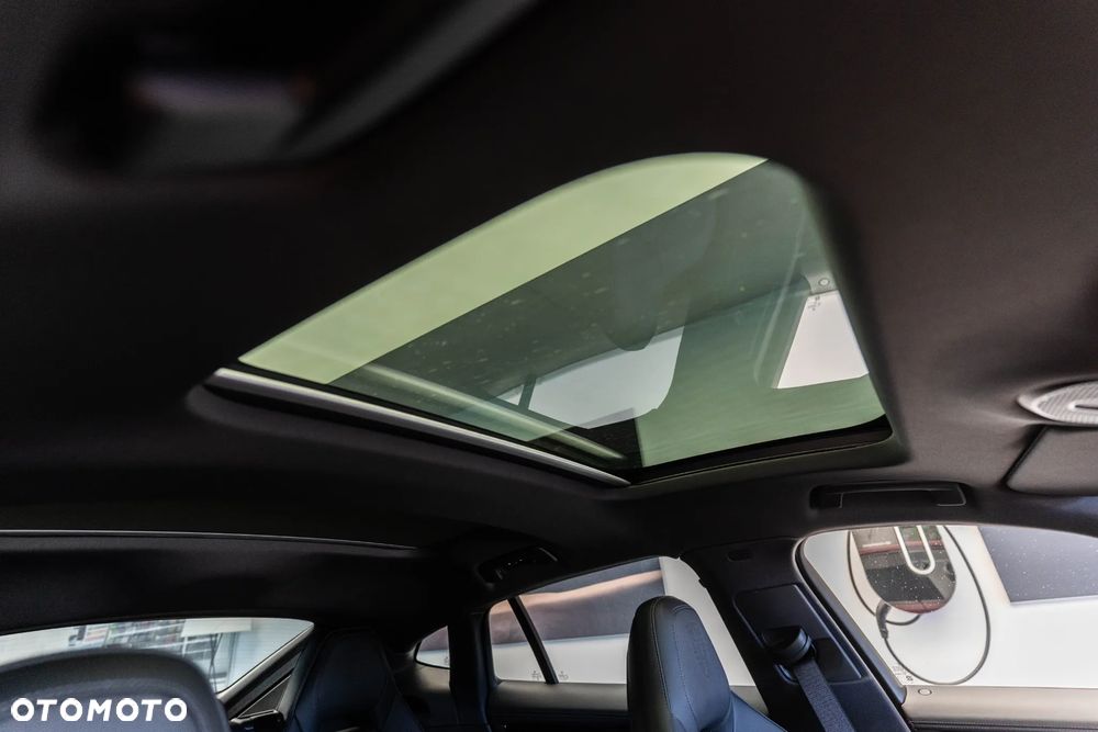 Porsche Panamera 4 - 27