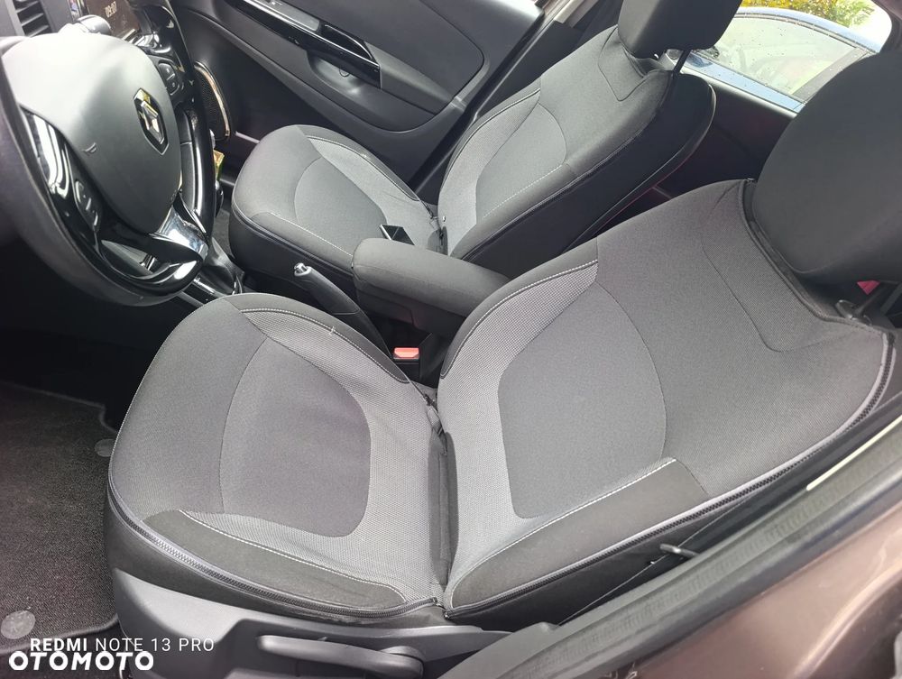 Renault Captur - 31