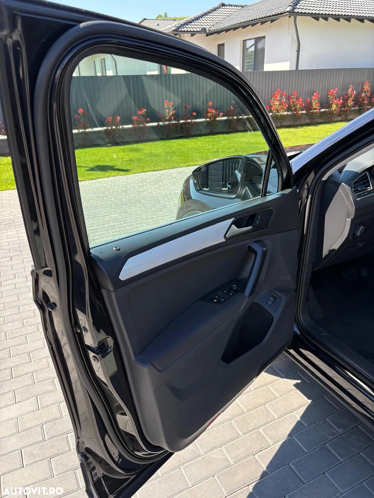 Volkswagen Tiguan 2.0 TDI 4Mot DSG Comfortline - 21