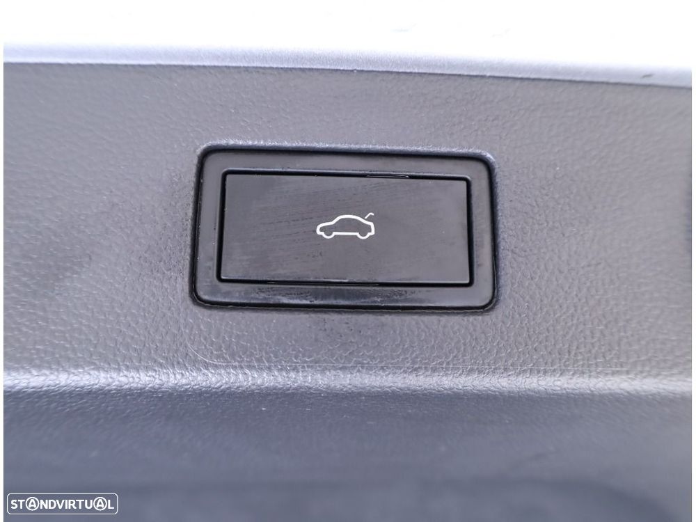 VW Arteon Shooting Brake 2.0 TDI Elegance DSG - 28