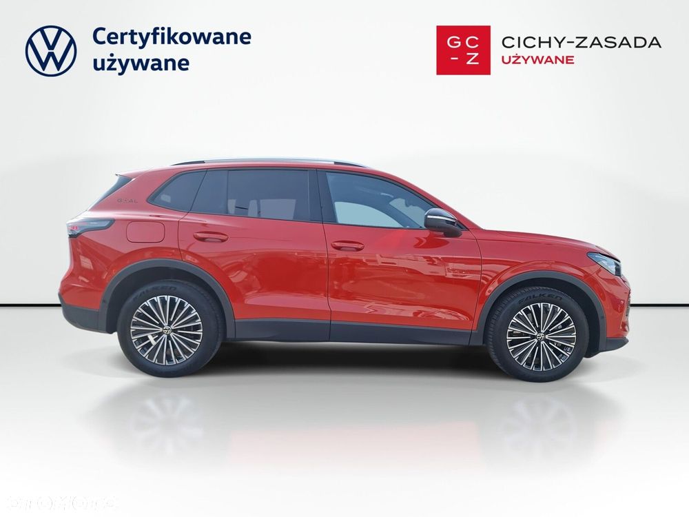 Volkswagen Tiguan - 4