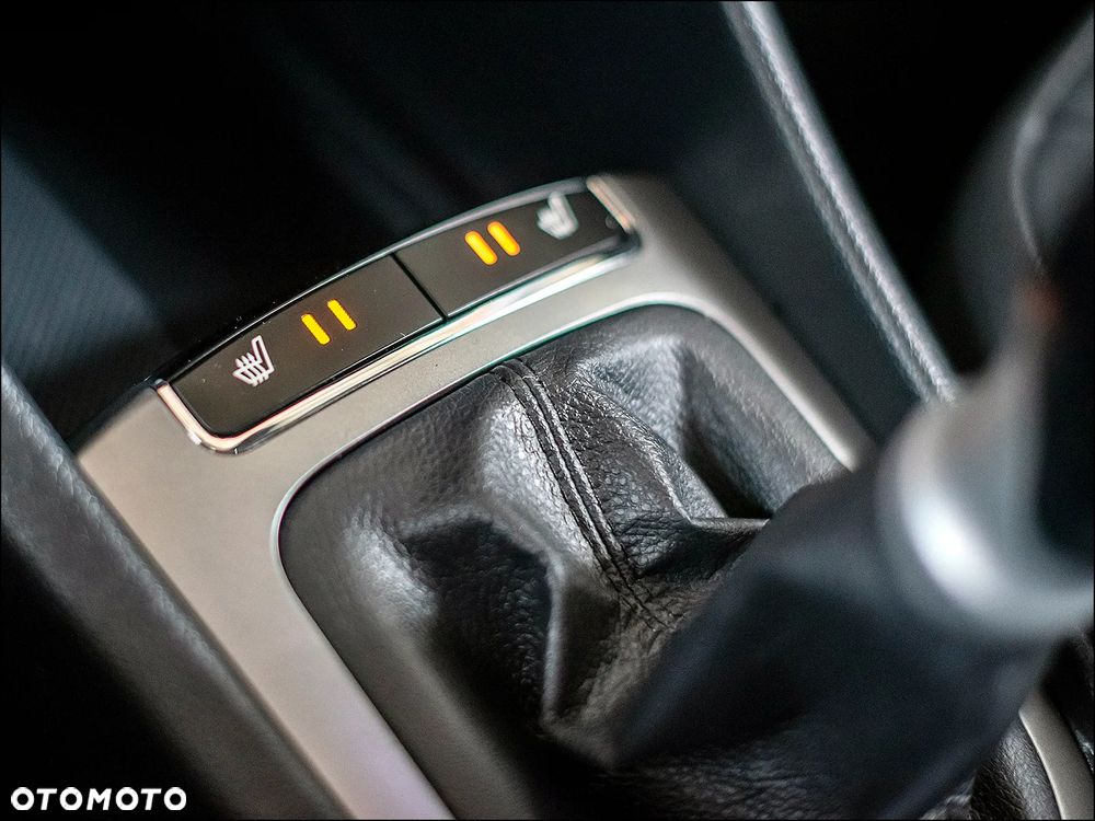 Kia Rio 1.2 Dream Team Edition - 26