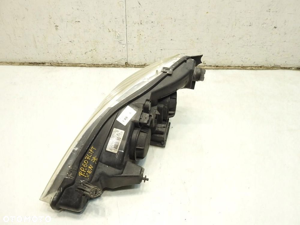 LAMPA PRAWY PRZÓD XENON PEUGEOT 607 9654670880 - 9