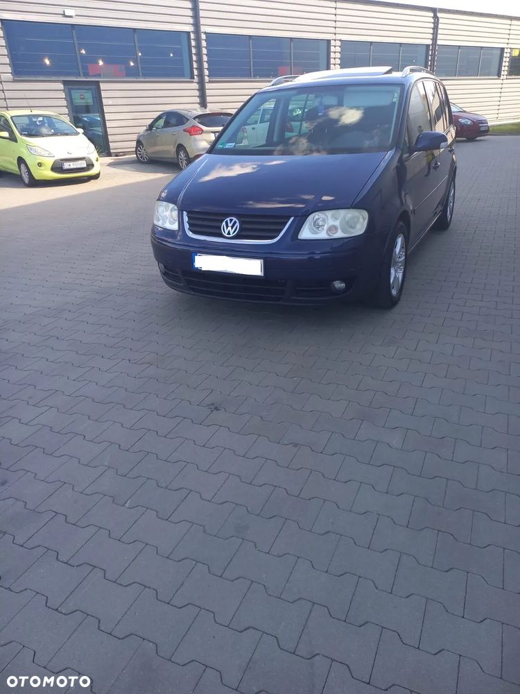 Volkswagen Touran - 3