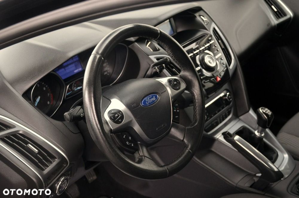 Ford Focus - 12