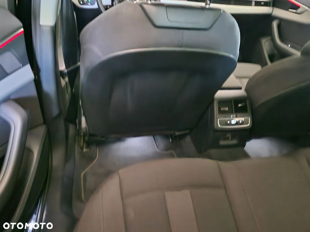 Audi A4 Avant 40 TFSI mHEV S tronic - 18