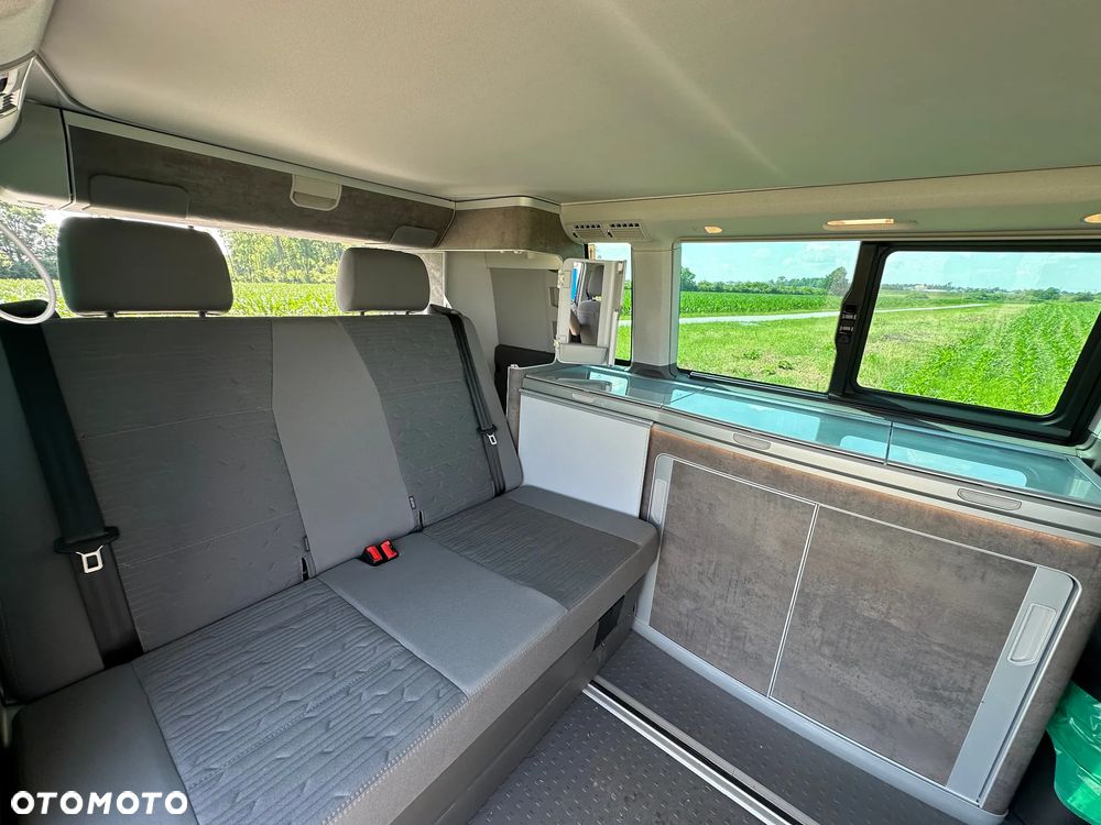 Volkswagen California - 11