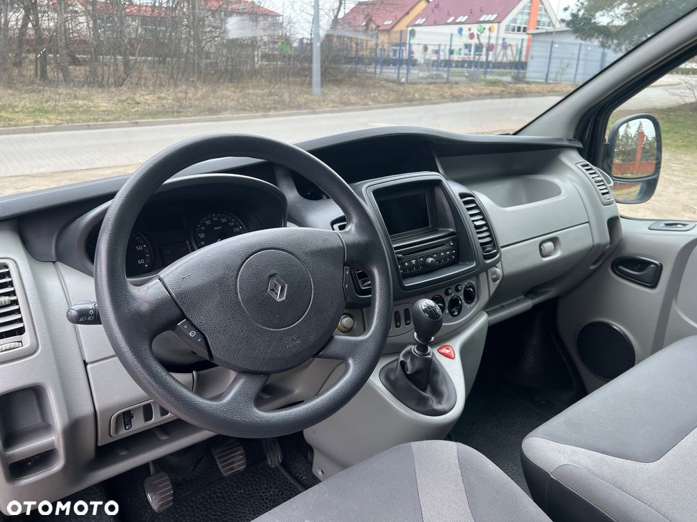 Renault Trafic - 17
