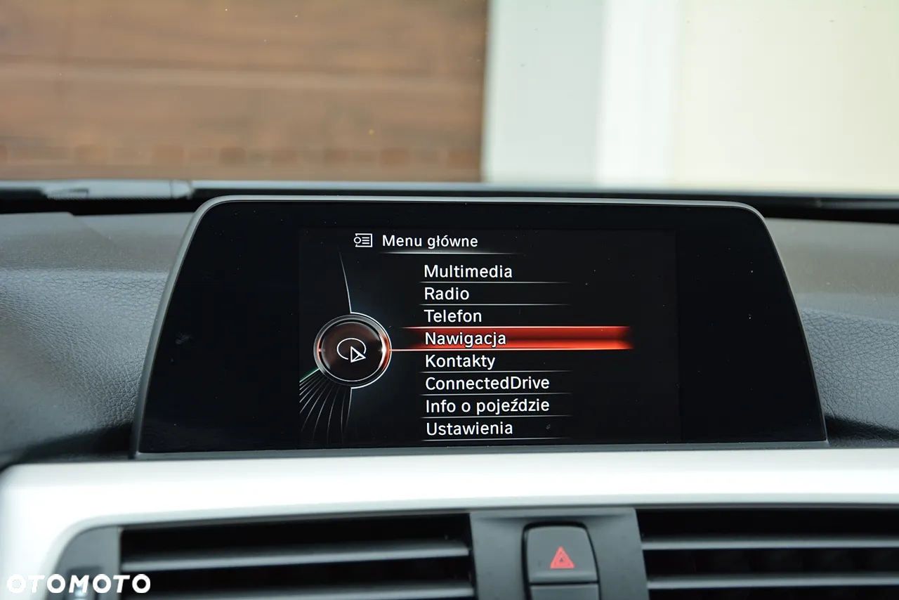 BMW Seria 3 320d - 26