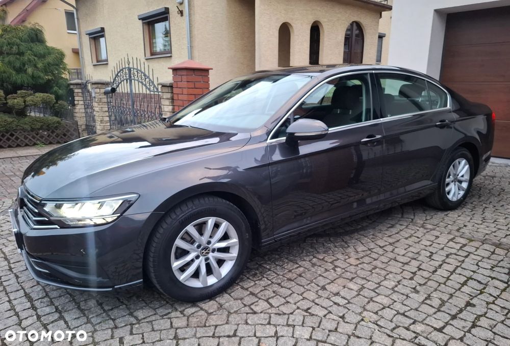 Volkswagen Passat 1.5 TSI EVO Business - 4