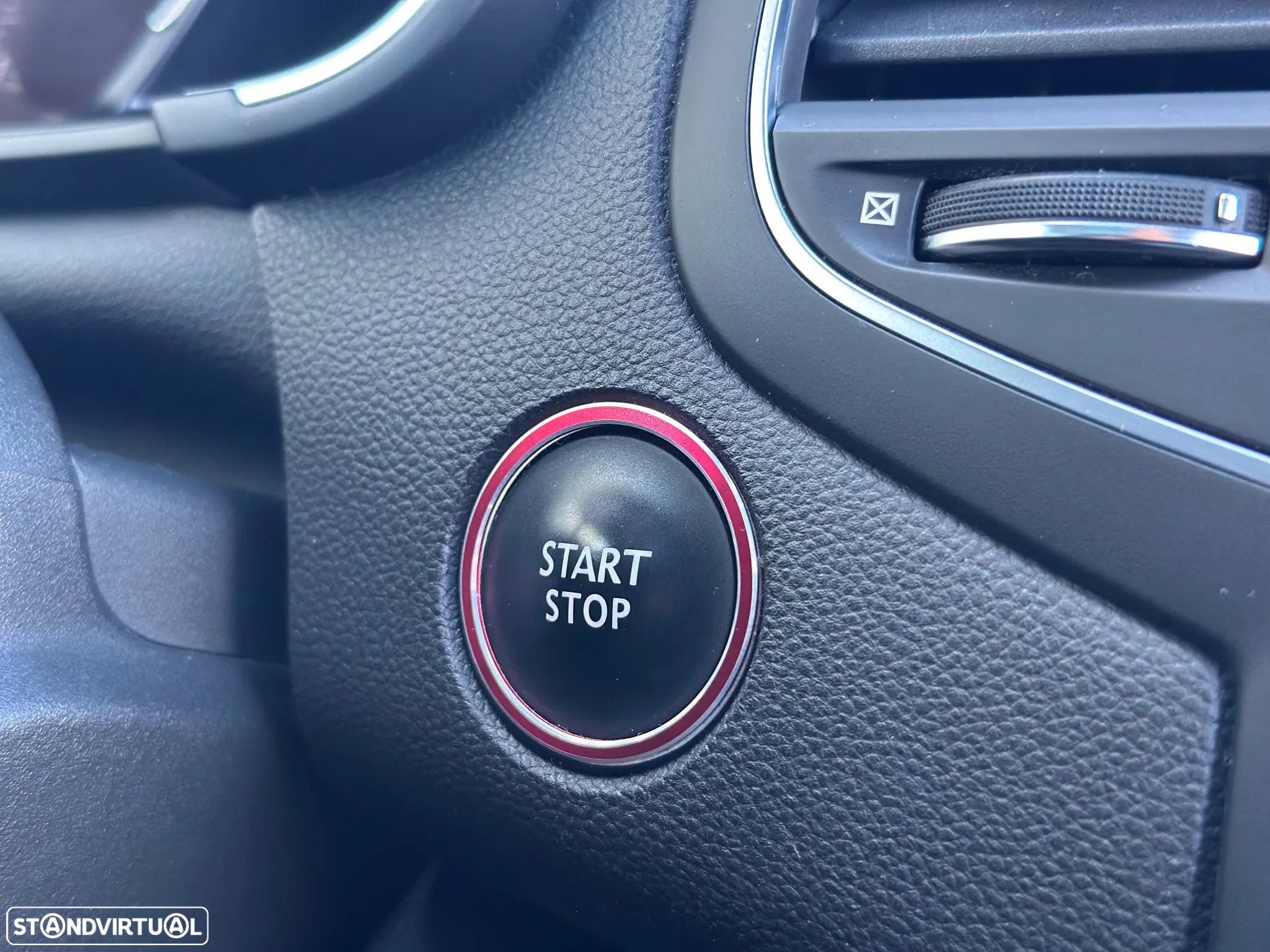 Renault Mégane 1.8 TCe R.S. EDC - 33