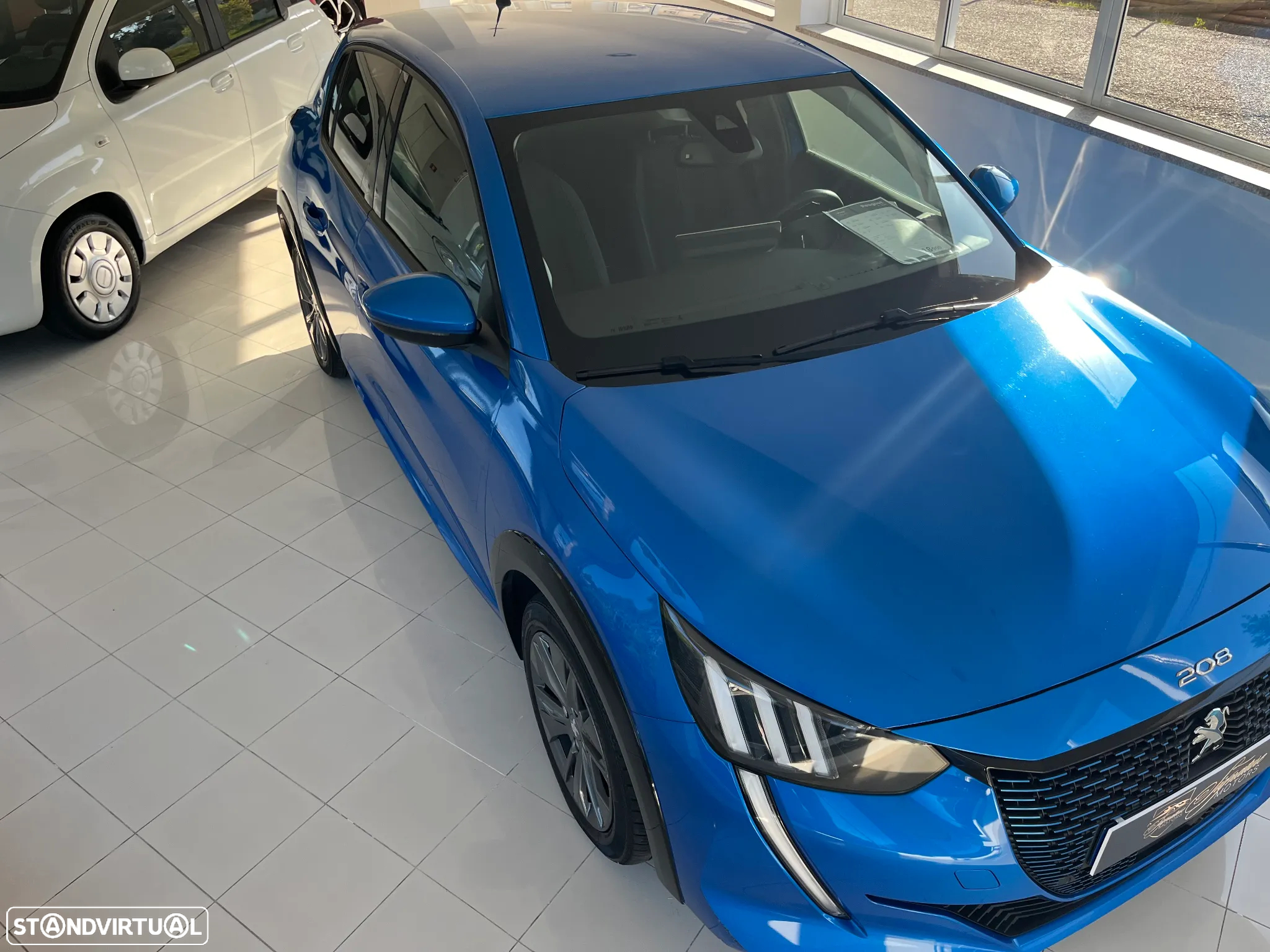 Peugeot e-208 50 kWh GT - 9