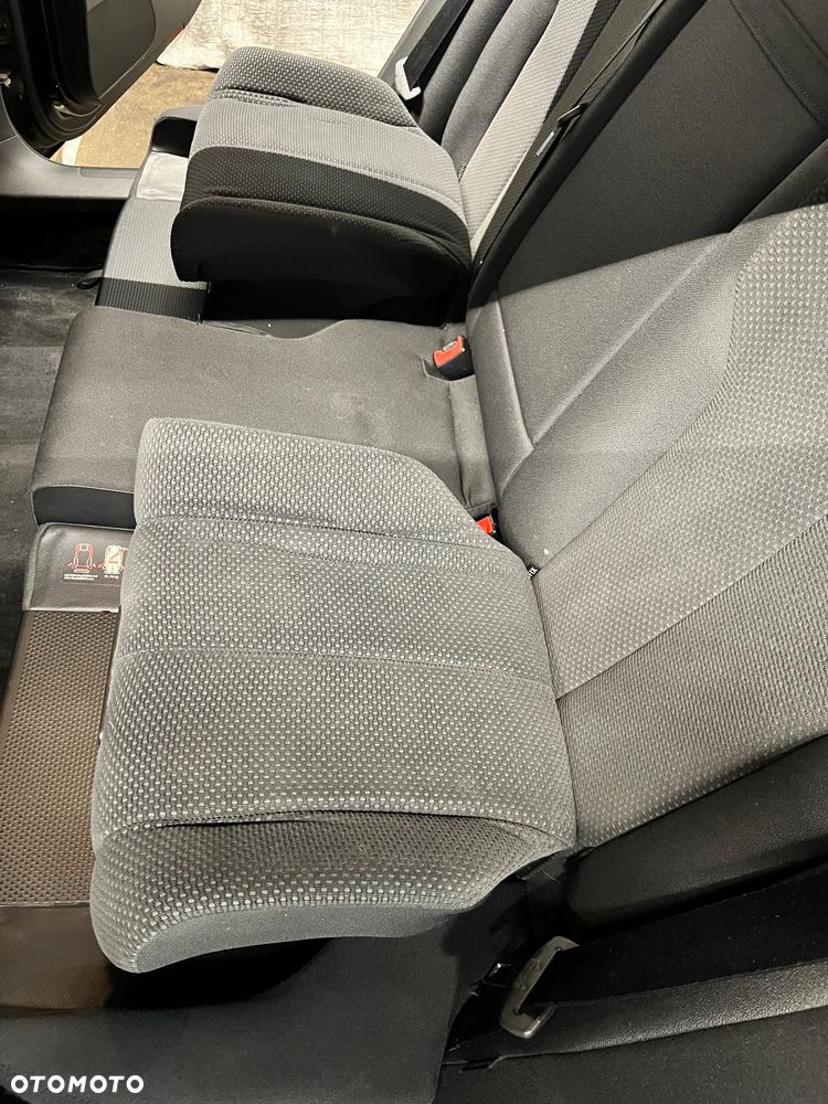 Volkswagen Passat 2.0 TDI 4Mot Highline DSG - 19