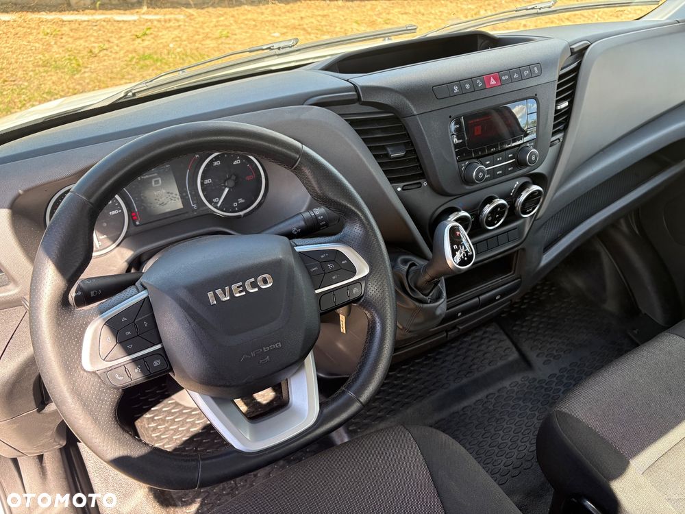Iveco Daily - 12