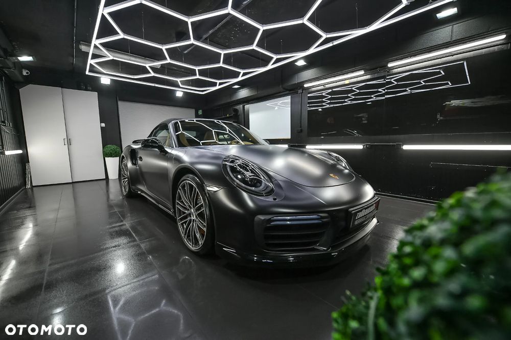 Porsche 911 - 8