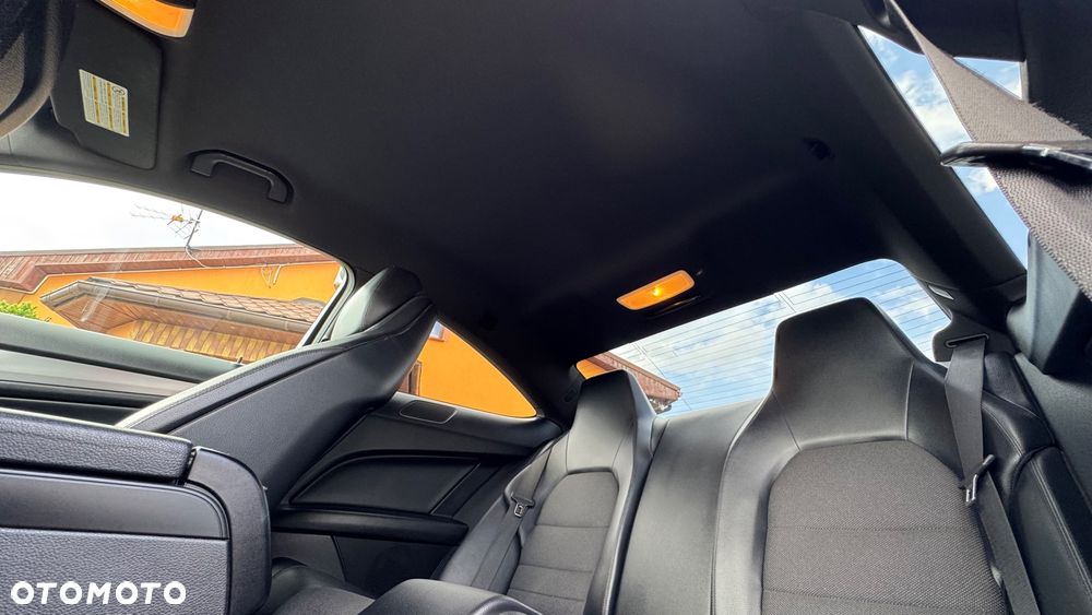 Mercedes-Benz Klasa C 250 CGI BlueEff Sport - 29