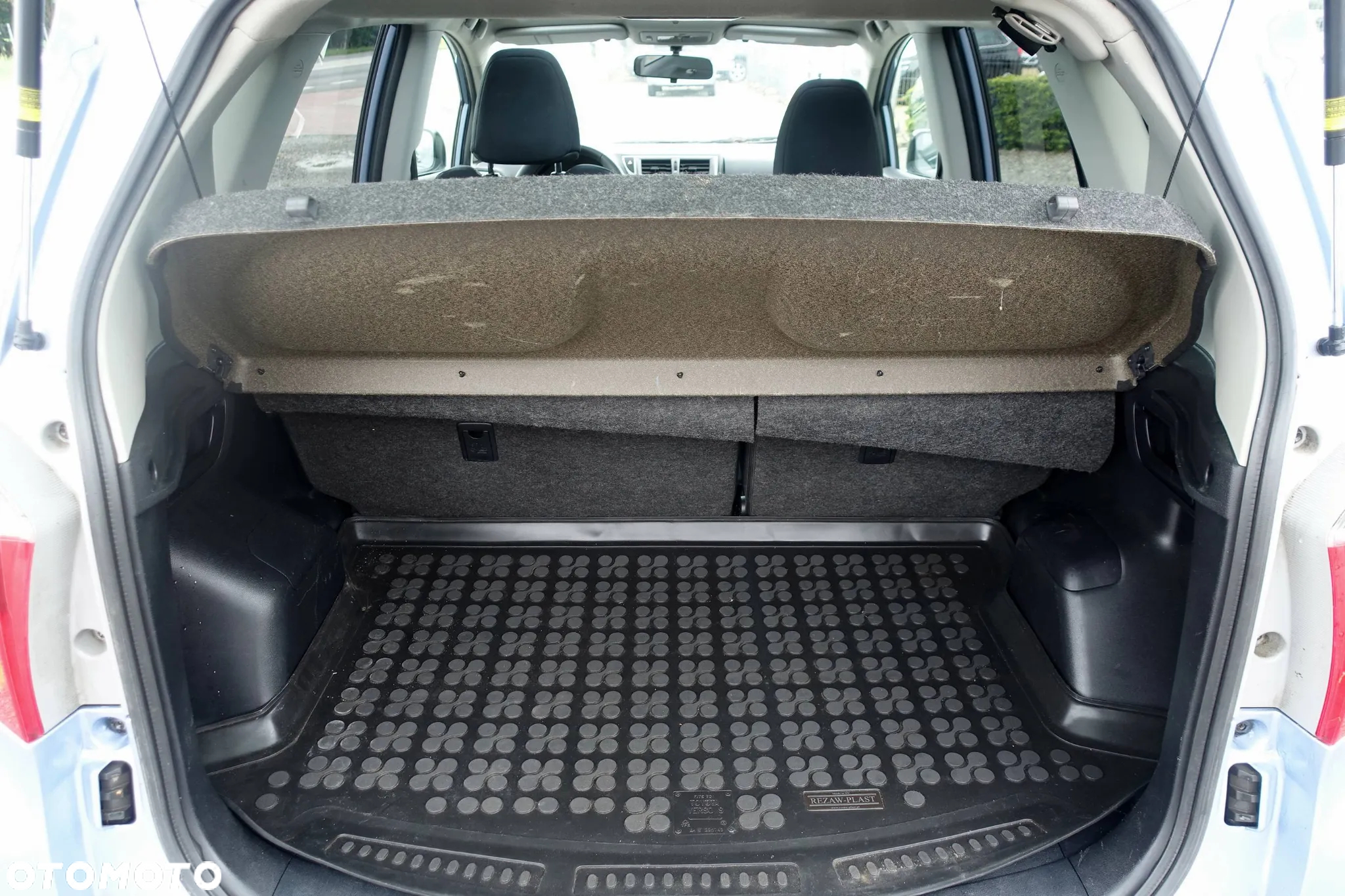 Toyota Verso S 1.4 D-4D Comfort - 24