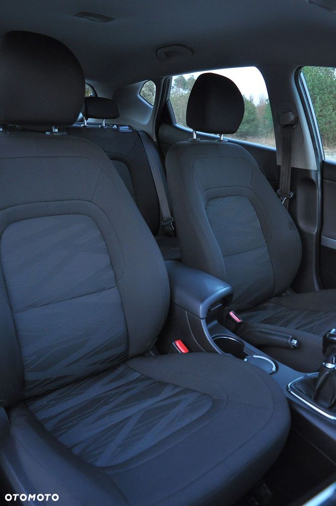 Kia Ceed 1.6 CRDi 128 Spirit - 30