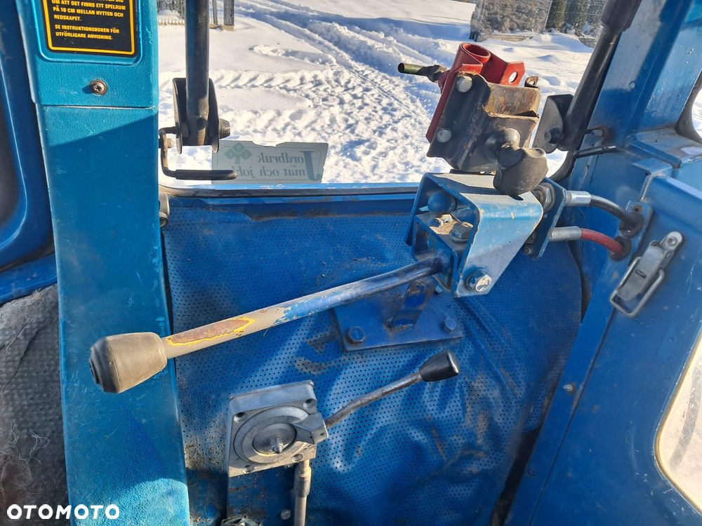 Ford 4600 - 15