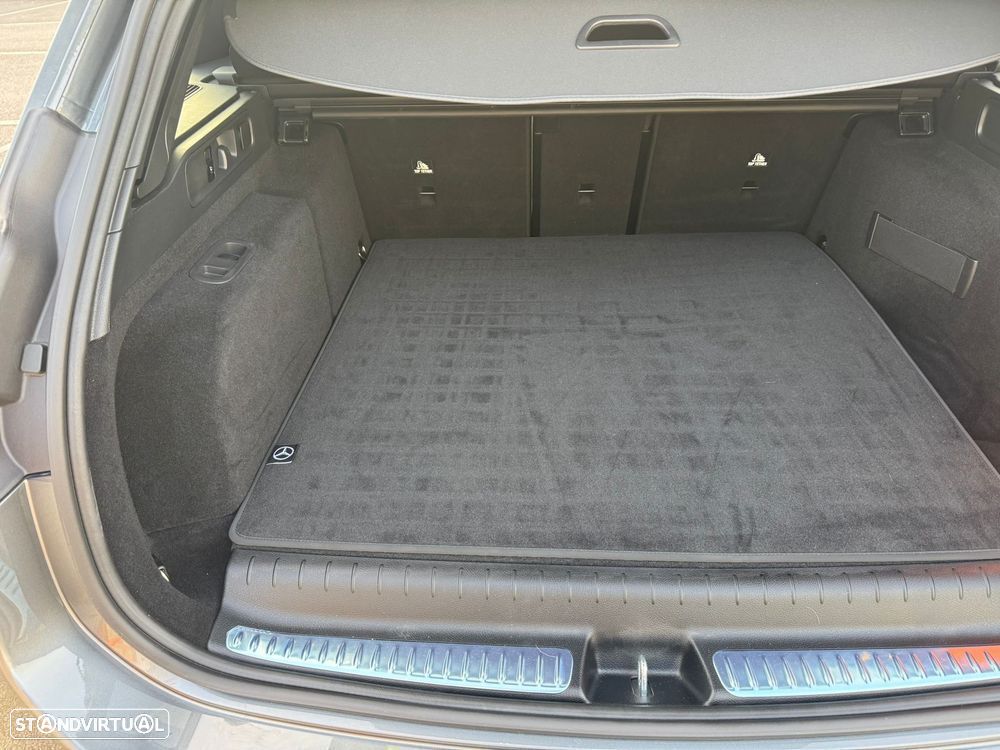 Mercedes-Benz C 300 e AMG Line - 28