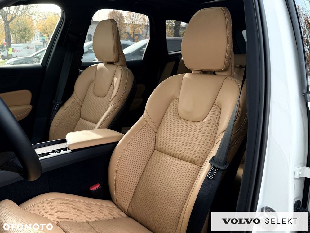 Volvo XC 60 - 24