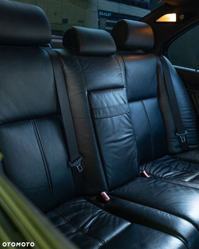 BMW Seria 5 - 28