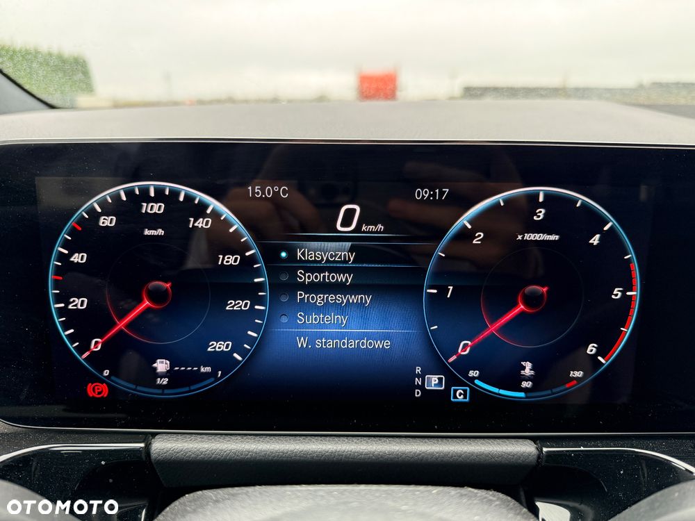 Mercedes-Benz GLA 200 d 8G-DCT Progressive - 25