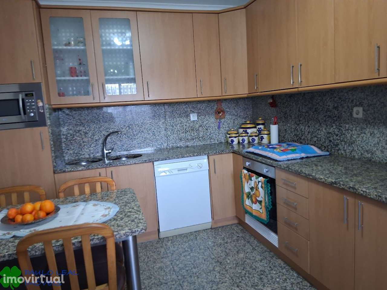 moradia 4 frentes em lote 900 m2 na trofa - Grande imagem: 4/18