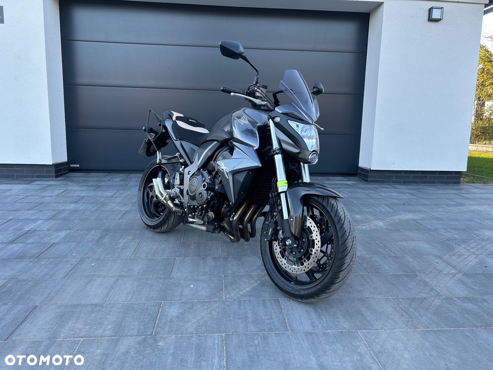 Honda CB - 2