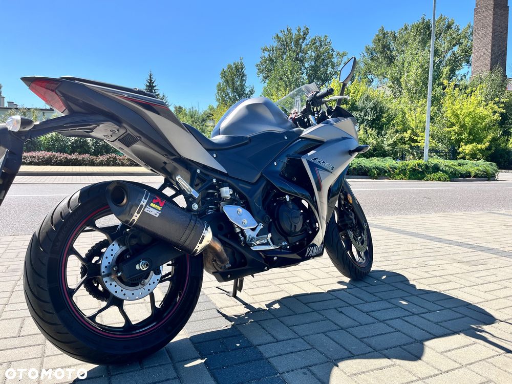 Yamaha YZF - 6