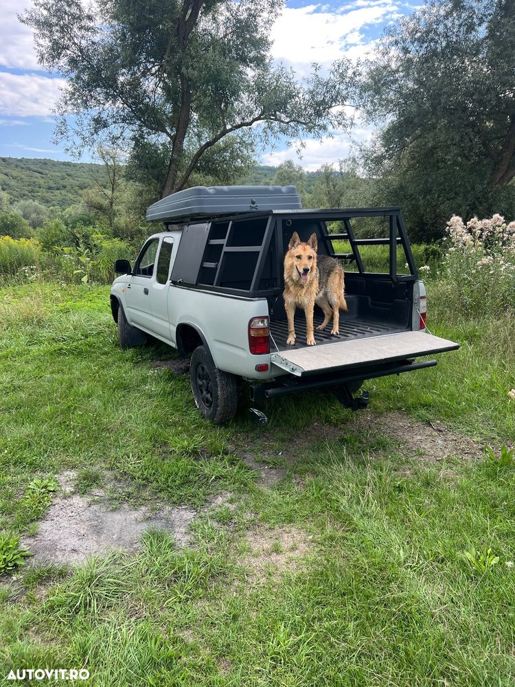 Toyota Hilux 4x4 Xtra Cab Special - 5