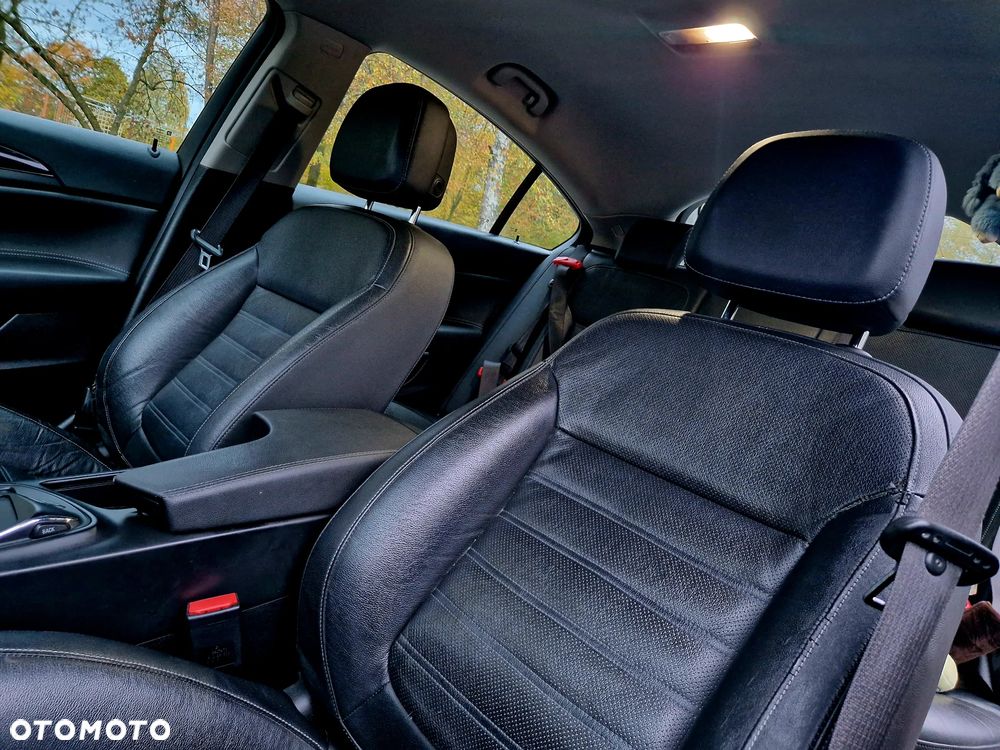 Opel Insignia 2.0 CDTI Sports Tourer ecoFLEXStart/Stop Business Edition - 11