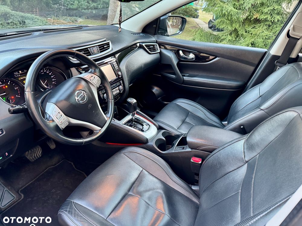 Nissan Qashqai 1.6 dCi Xtronic TEKNA+ - 34