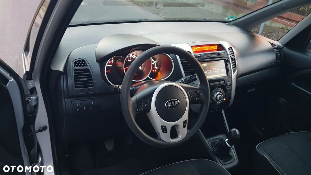 Kia Venga 1.6 CRDi 128 Platinum Edition - 19