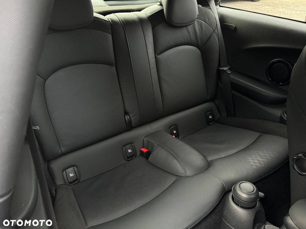 MINI Cooper Classic Trim - 19