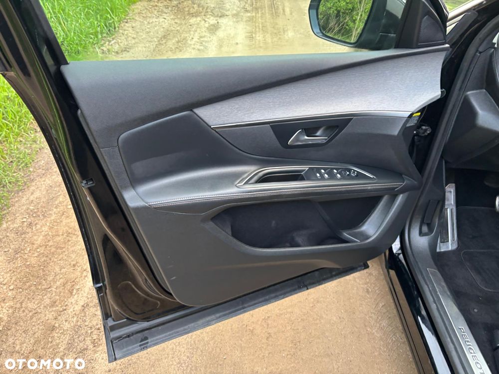 Peugeot 5008 BlueHDi 180 EAT8 GT Pack - 16