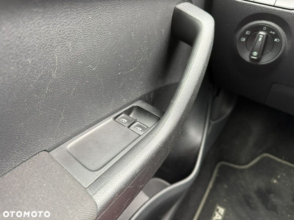 Skoda Fabia 1.0 TSI Monte Carlo - 26