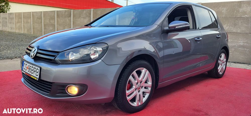 Volkswagen Golf - 32