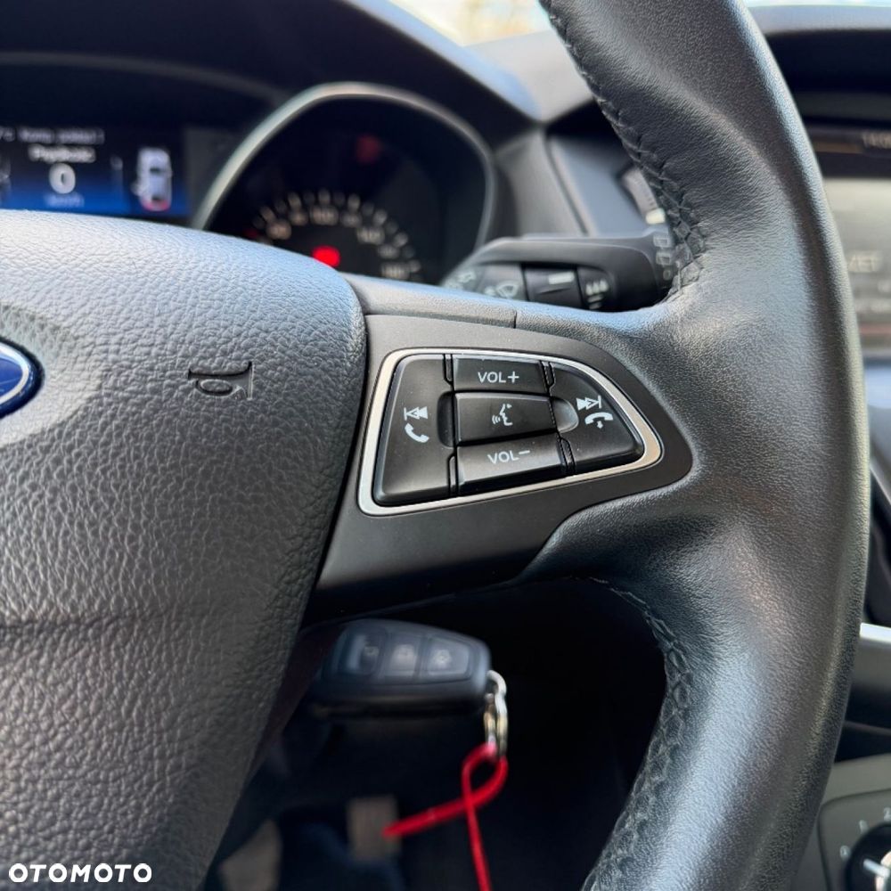 Ford Focus - 26