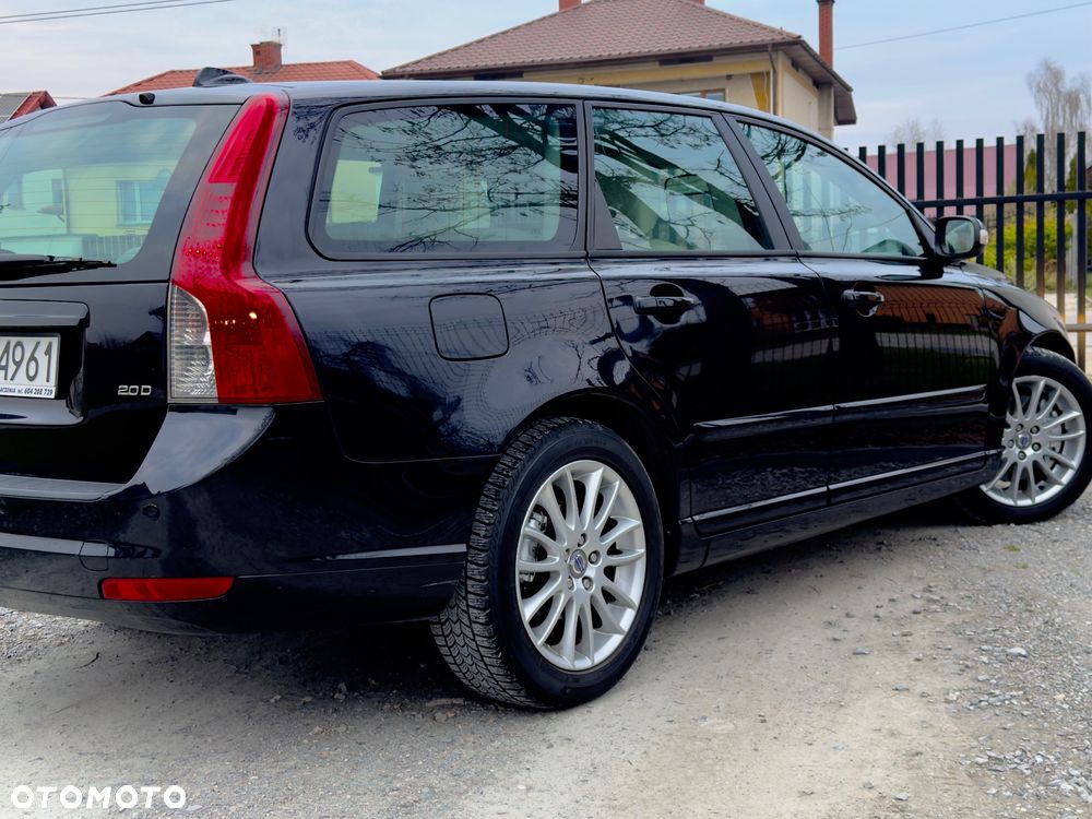 Volvo V50 - 38