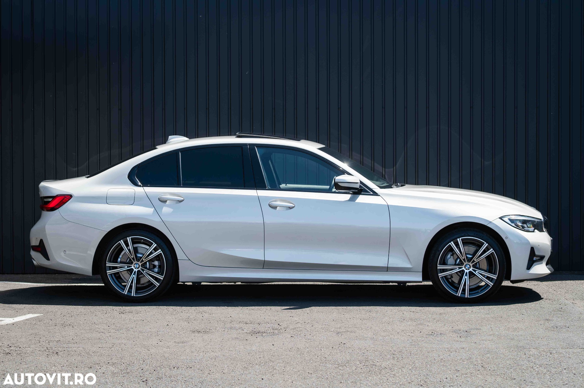 BMW Seria 3 330e xDrive AT PHEV - 4
