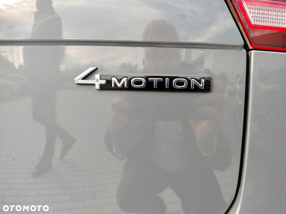 Volkswagen Tiguan 2.0 TSI 4Mot Life DSG - 25