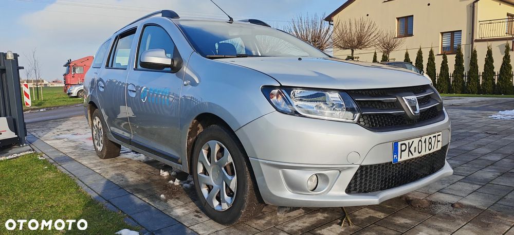 Dacia Logan 1.2 16V Access - 11