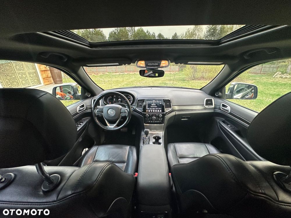 Jeep Grand Cherokee - 20