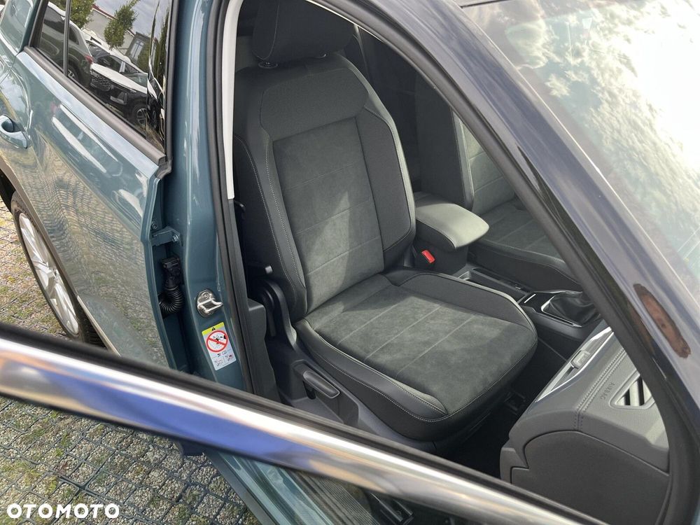 Volkswagen T-Roc - 27