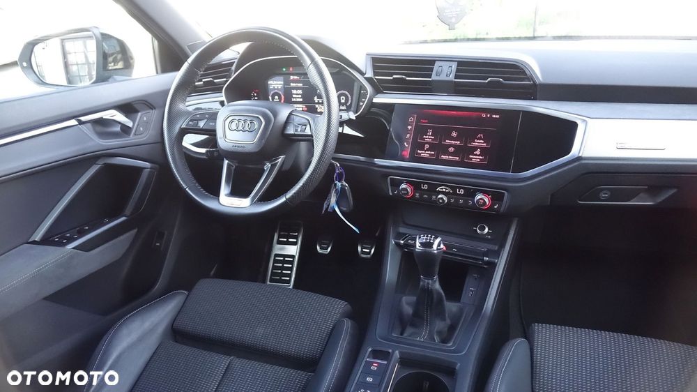 Audi Q3 Sportback - 31