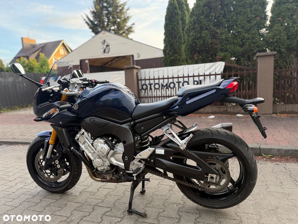 Yamaha FZS - 15